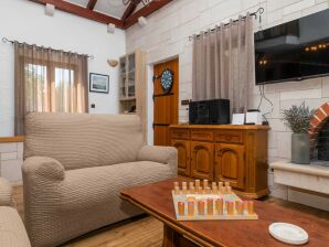4 bedroom villa with swimming pool - Supetar - image1