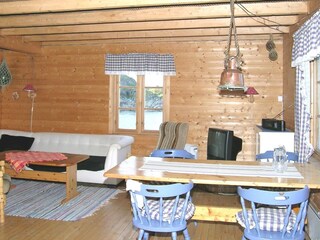 Holiday house Ballstad  11