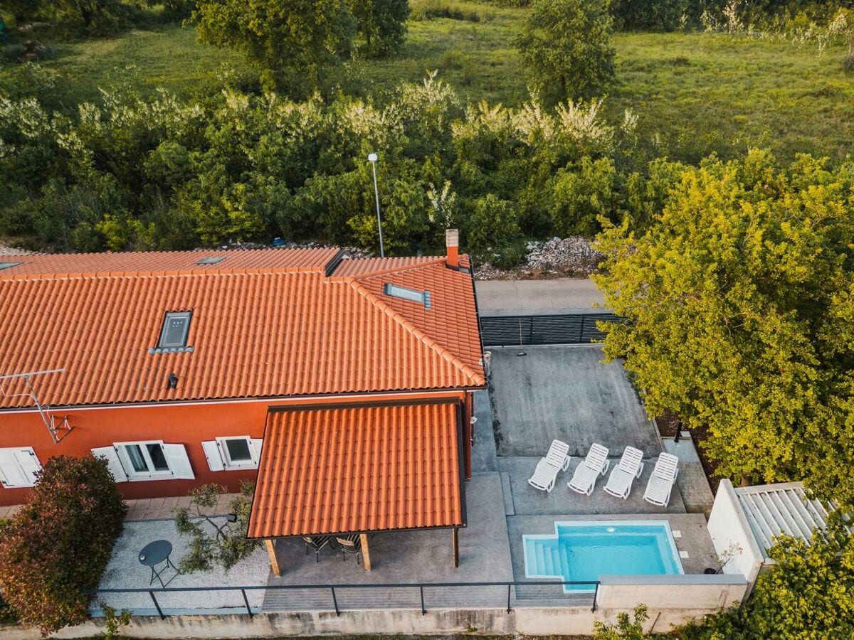 Ferienhaus Sveta Marija Na Krasu Umgebung 41