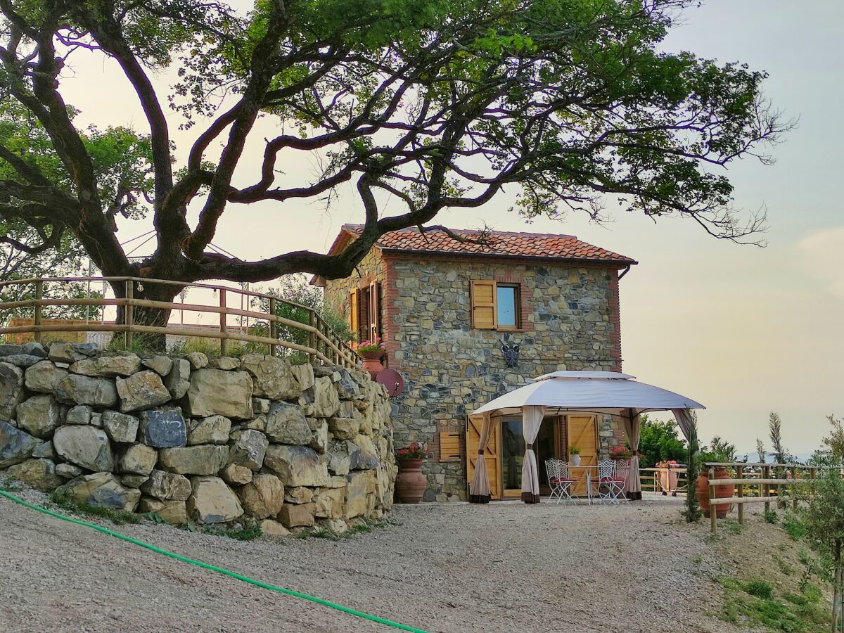 Villa Castelnuovo di Val di Cecina Außenaufnahme 9