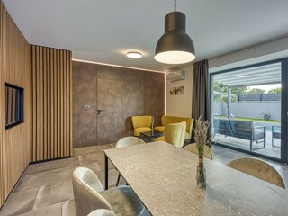 Villa Tinjan Características 10
