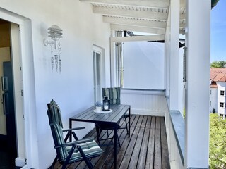 großer Balkon