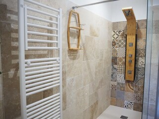 Holiday house Domazan Features 14