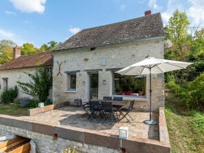 Holiday house Charmantes Ferienhaus mit Schwimmbad - Yèvre-la-Ville - image1