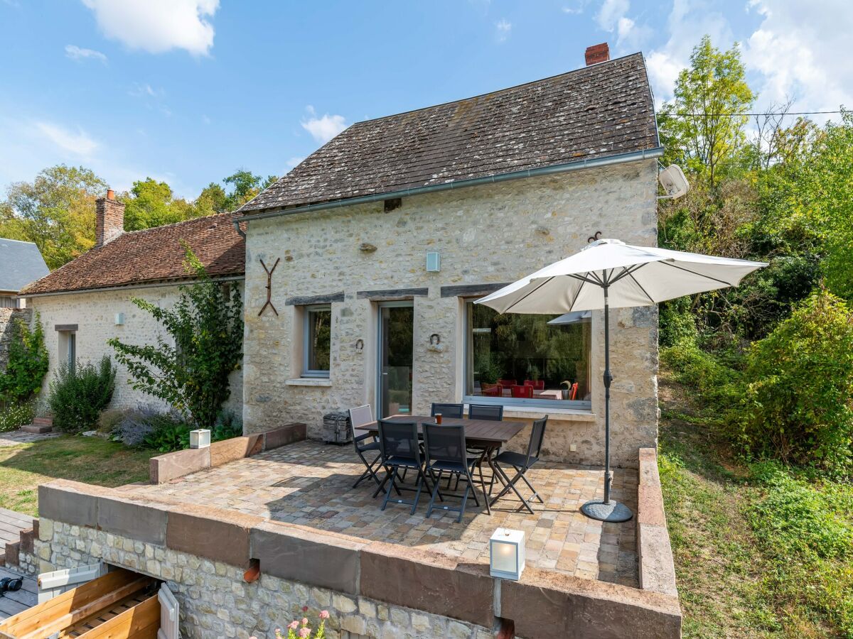 Maison de vacances Yèvre-la-Ville Enregistrement extérieur 1