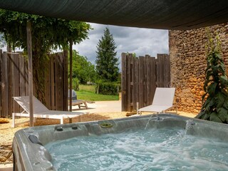 Holiday house Sauveterre-la-Lemance  25