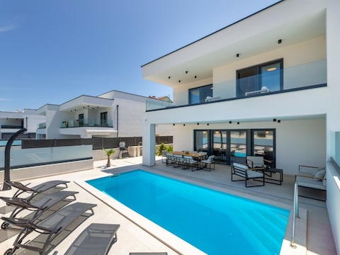 Villa Terra Bianca mit Pool
