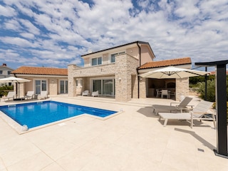 Villa Brzac Buitenaudio-opname 5