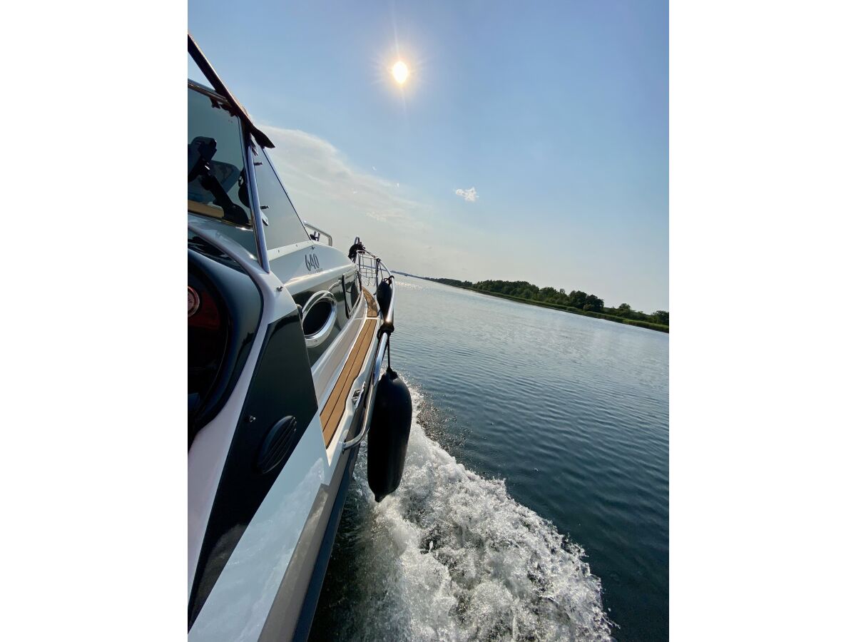 Ausflug mit Bootsspaß auf dem Senftenberger See