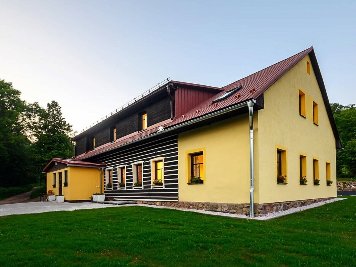 Villa Trutnov Außenaufnahme 2