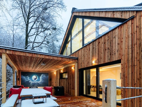Villa Celadna MCMV530