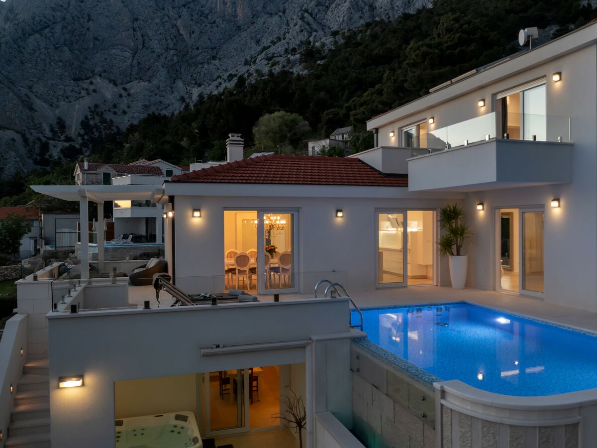 Villa Baška Voda  82