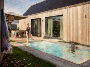 Holiday park Lush holiday home with private pool - Hengelo in Gelderland - image1