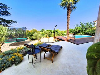 Villa Tar Outdoor Recording 9