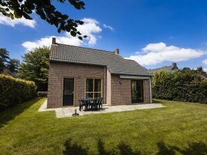 Vrijstaand vakantiehuis met sauna, op vakantiepark vlakbij Nijmegen - Winssen - image1