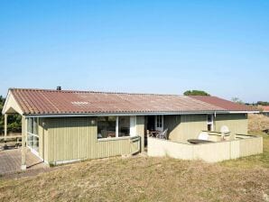 Holiday house Tranquil Beach Cottage in Rindby-By Traum - Rindby - image1