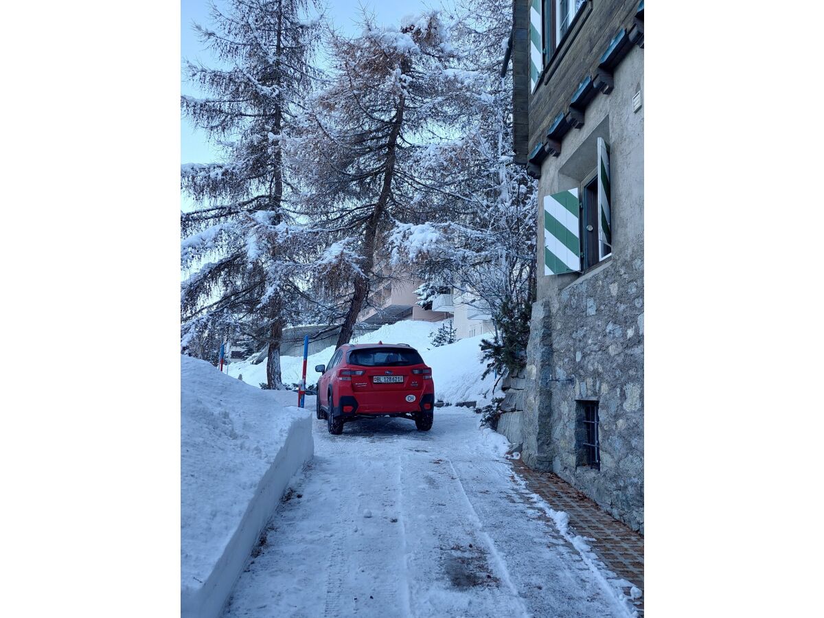 Parkmöglichkeit vor dem Haus