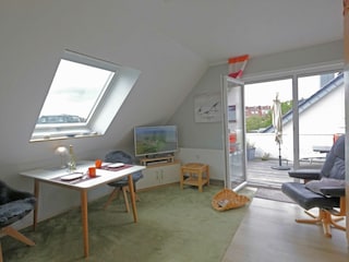 Wohn-Schlafraum mit großen SüdwestBalkon