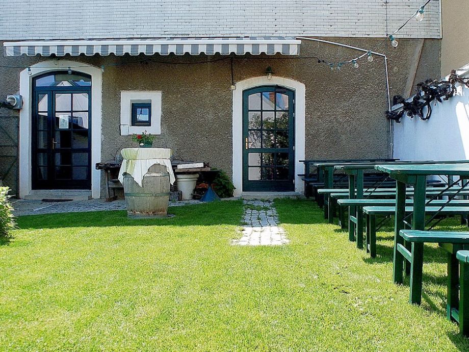 Masturbieren Im Innenhof Masturbieren Im Innenhof