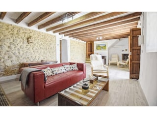 Cottage Inca Features 28
