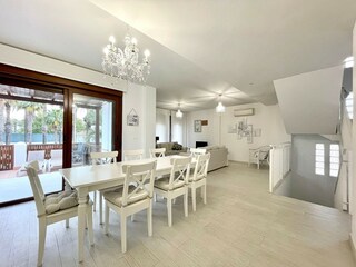 Villa Salobreña Features 32