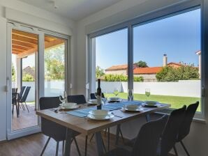 Ferienhaus Haus in Valbandon nahe Brijuni Park - Valbandon - image1