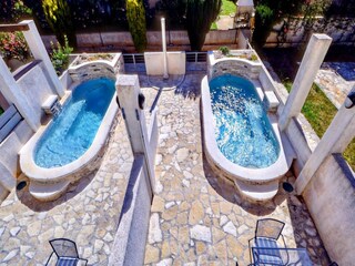 Maison de vacances Banjole Enregistrement extérieur 4