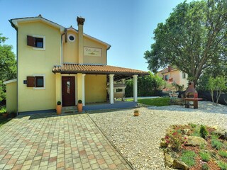 Ferienhaus Ližnjan Außenaufnahme 5