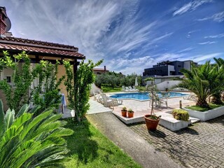 Apartment Ližnjan Außenaufnahme 3