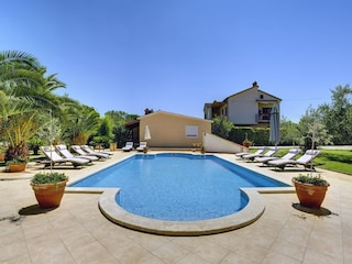 Apartment Ližnjan Außenaufnahme 6