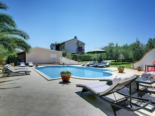 Apartment Ližnjan Außenaufnahme 7