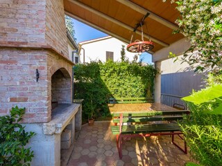 Appartement Ližnjan Buitenaudio-opname 6