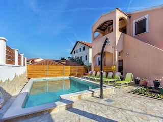 Apartment Ližnjan Außenaufnahme 3