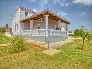 Ferienhaus in Valtura mit Garten - Valtura - image1