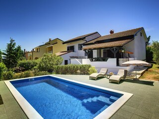 Ferienhaus Ližnjan Außenaufnahme 3