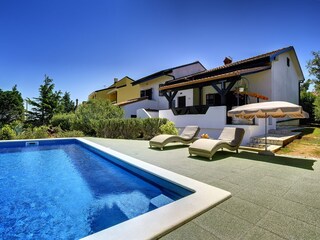 Ferienhaus Ližnjan Außenaufnahme 6