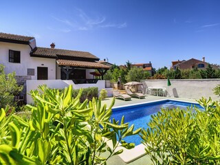 Ferienhaus Ližnjan Außenaufnahme 10