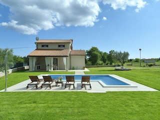 Ferienhaus Pinezići Außenaufnahme 1