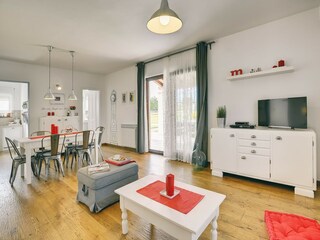 Ferienhaus Pinezići Ausstattung 18
