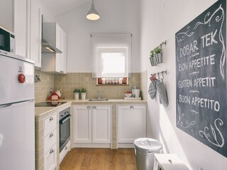 Ferienhaus Pinezići Ausstattung 12