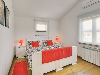 Ferienhaus Pinezići Ausstattung 16