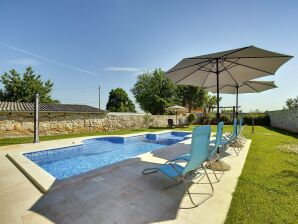 Holiday house Ferienhaus in Vodnjan mit Pool - Divšići - image1