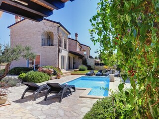 Villa Rovinjsko Selo Außenaufnahme 11