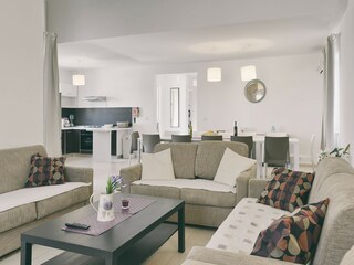 Villa Muzini Features 12