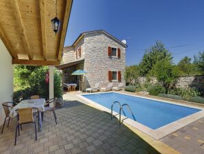 Ferienhaus Villa in Cehici mit Pool und Terrasse - Baderna - image1