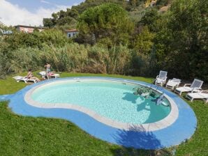 Parc de vacances Joli appartement avec piscine commune à Lerici - Lerici - image1