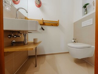Val73 zusätzliches WC mit Waschplatz