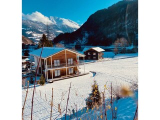 Landhaus und Scheune Westansicht