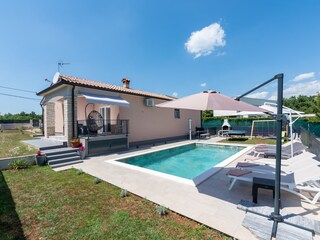 Villa Porec Buitenaudio-opname 2