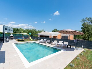 Villa Porec Buitenaudio-opname 5